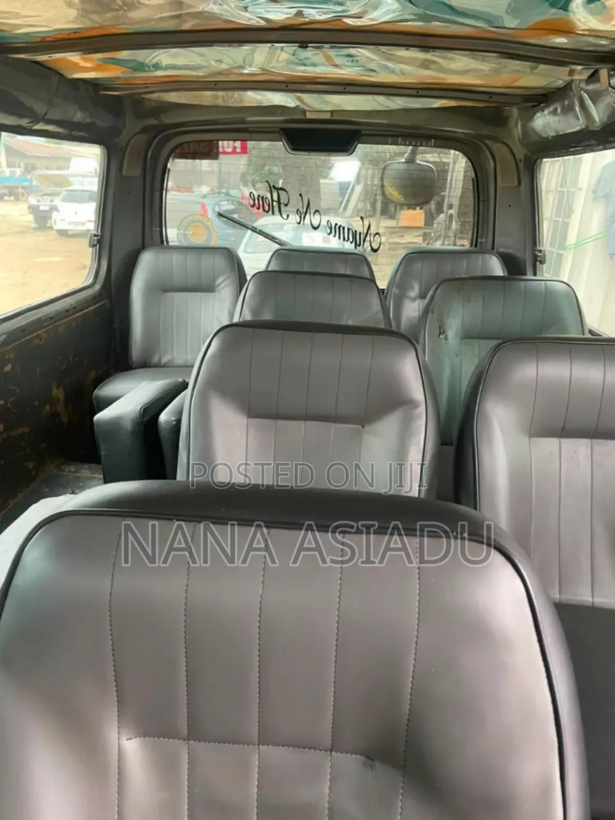 Nissan Caravan (Urvan) 2012 Silver