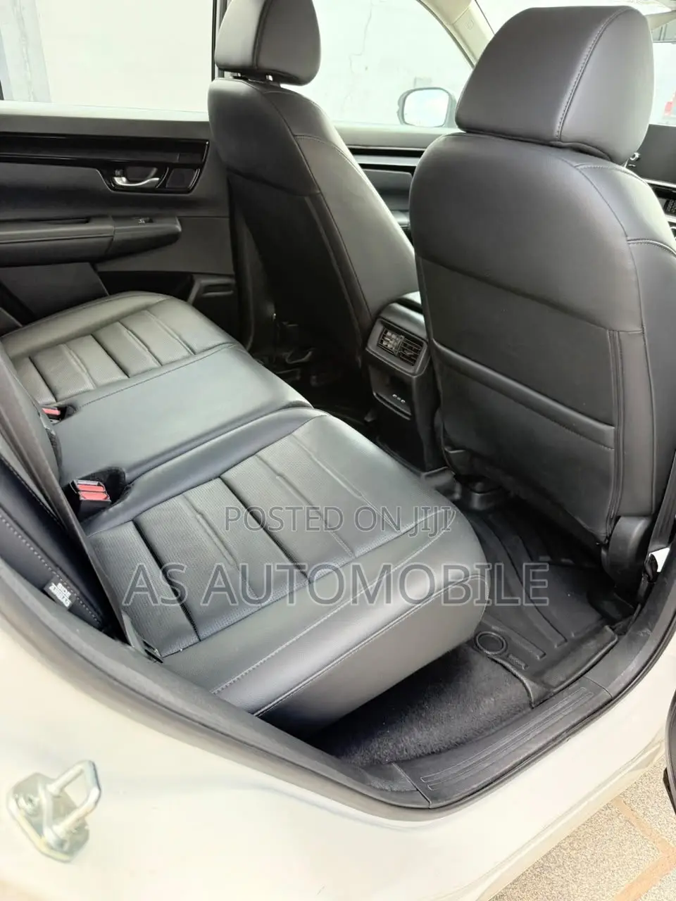 Honda CR-V 2024 White