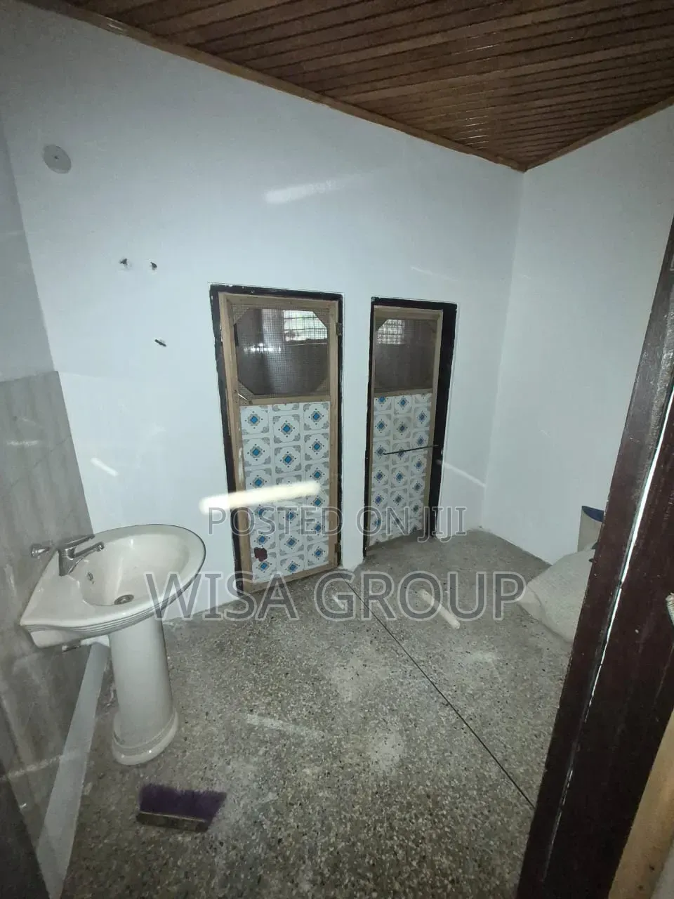 4bdrm Duplex in Wisa Group, Olebu for rent