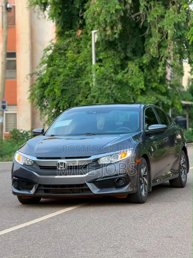 Honda Civic EX Sedan 2018 Gray