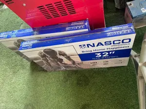 Flat Panel Screen 32"TV Digital Nasco TV