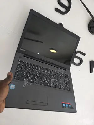 Laptop Lenovo IdeaPad 310 8GB Intel Core i3 HDD+SSD 500GB