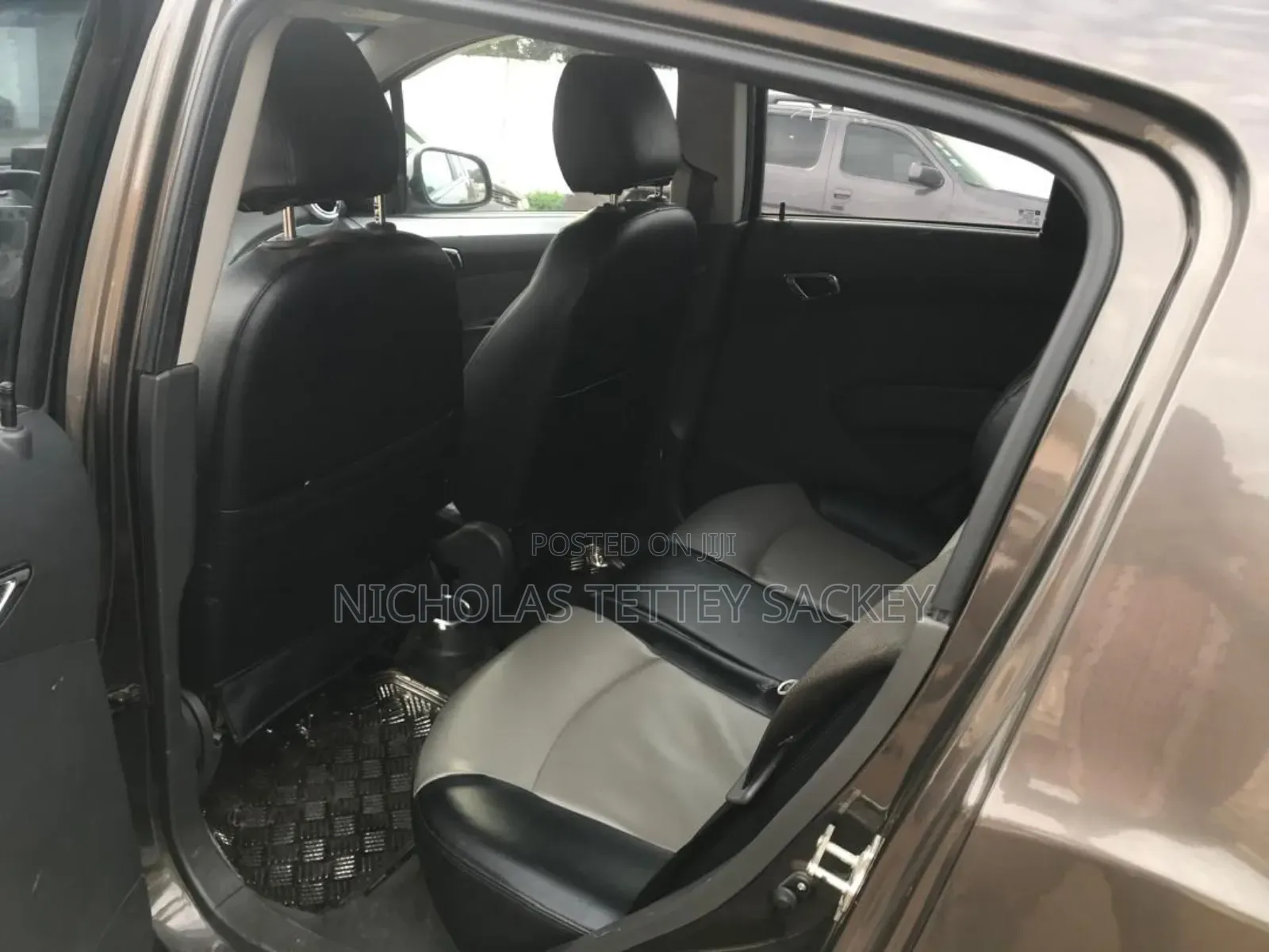 Chevrolet Spark LT 2012 Gray