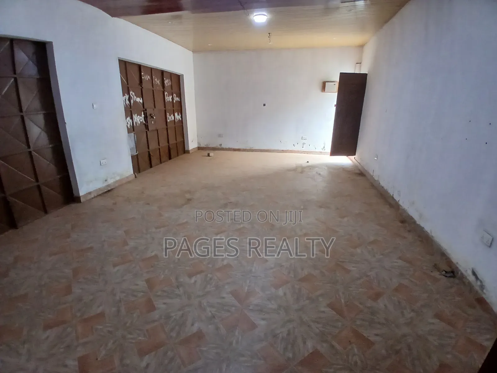 Shop at Agbogba for Rent