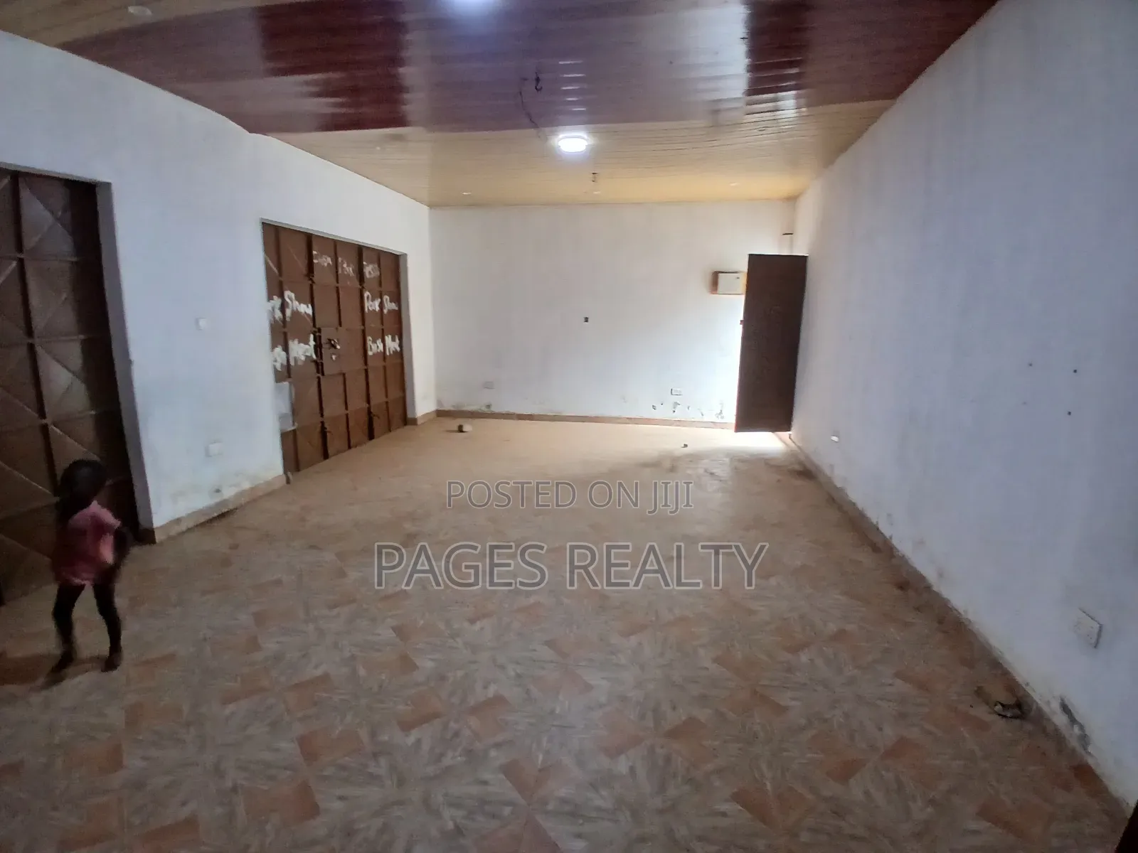 Shop at Agbogba for Rent