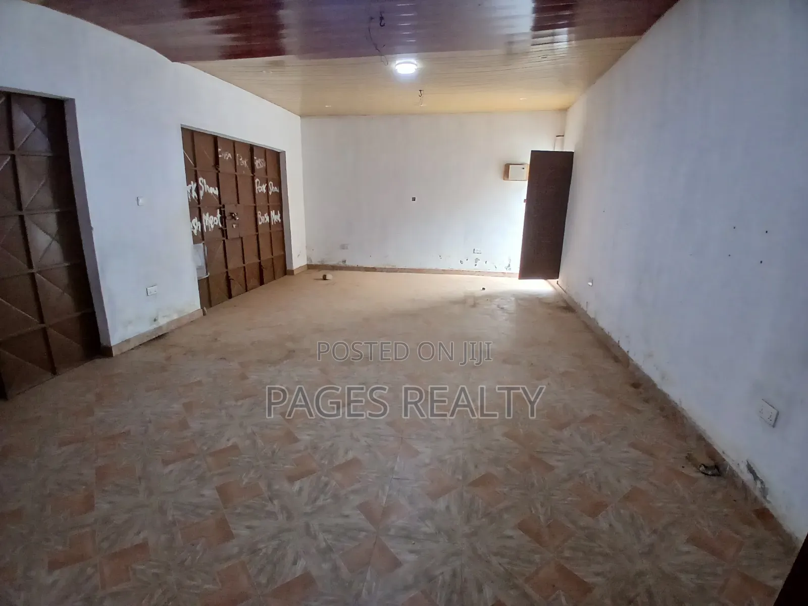Shop at Agbogba for Rent