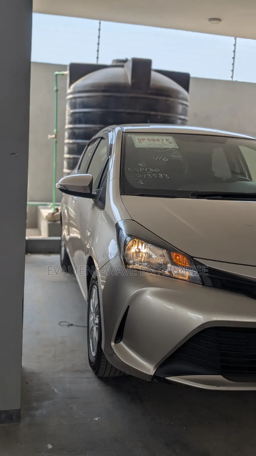 Toyota Vitz 1.3 AWD 5dr 2015 Gold