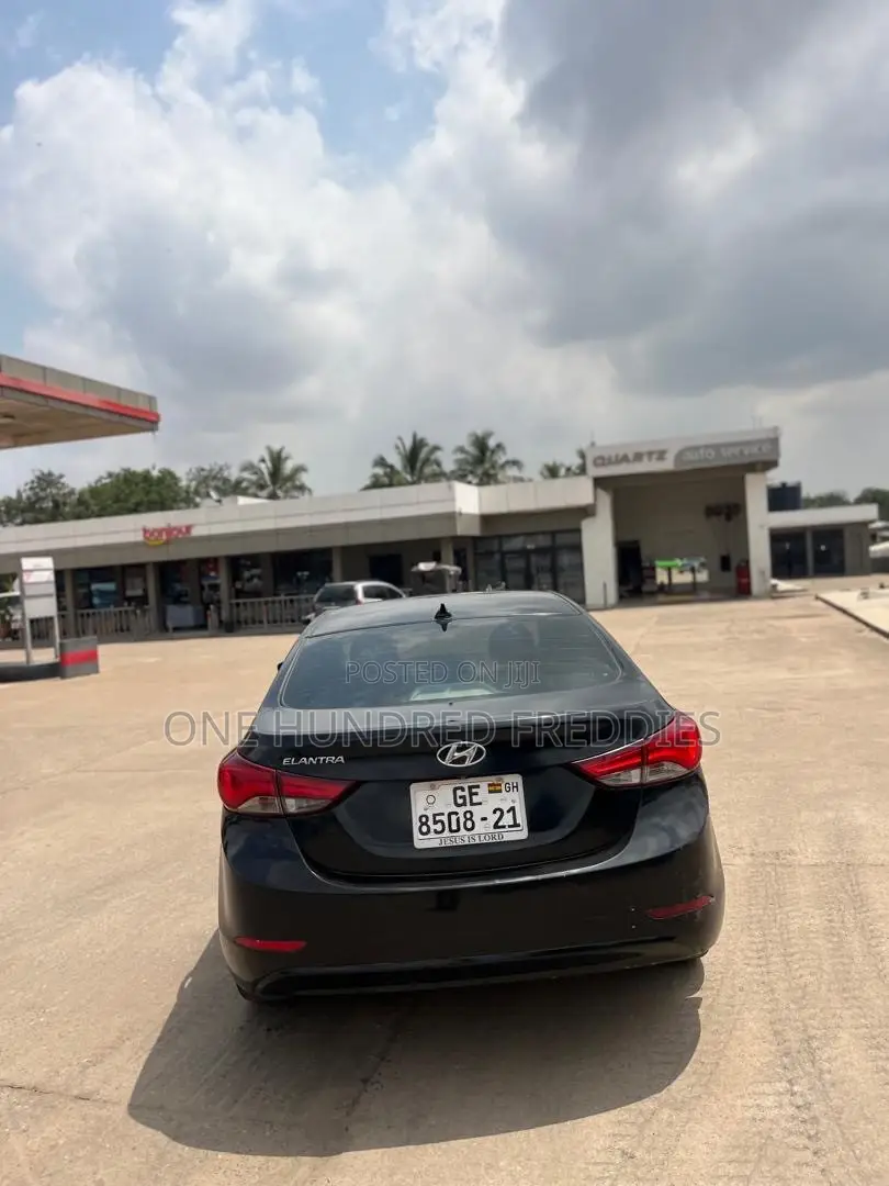 Hyundai Elantra SE 4dr Sedan (1.8L 4cyl 6A) 2015 Black