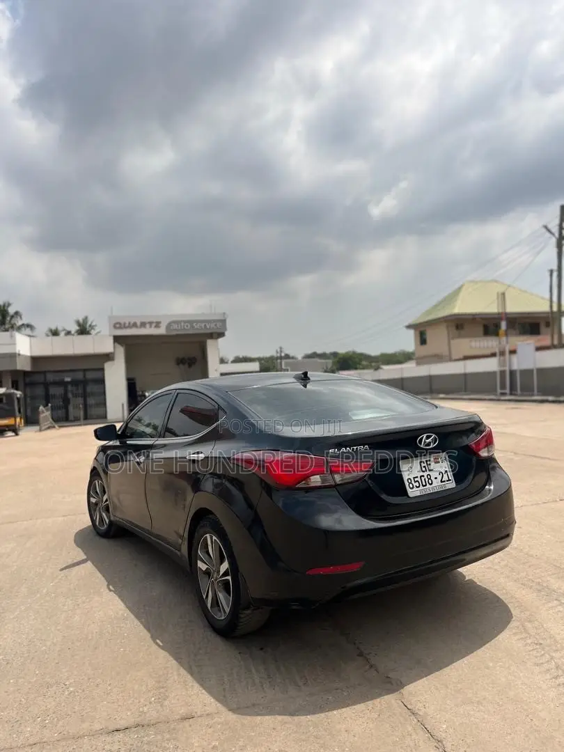 Hyundai Elantra SE 4dr Sedan (1.8L 4cyl 6A) 2015 Black