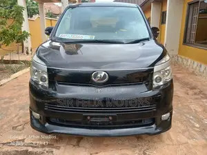 Toyota Voxy V 2WD 8-Seater 2013 Black