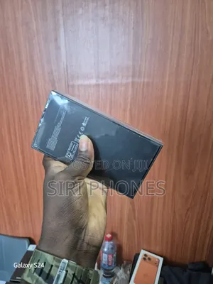 New Samsung Galaxy S23 128 GB Purple