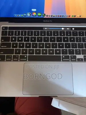 Laptop Apple MacBook Pro 2020 16GB Intel Core i7 SSD 512GB