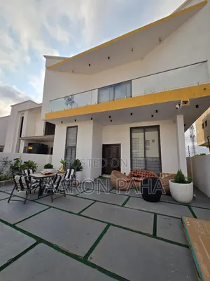 Furnished 7bdrm House in Tema Metropolitan for rent