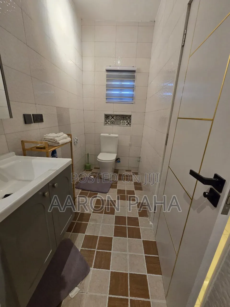 Furnished 7bdrm House in Tema Metropolitan for rent