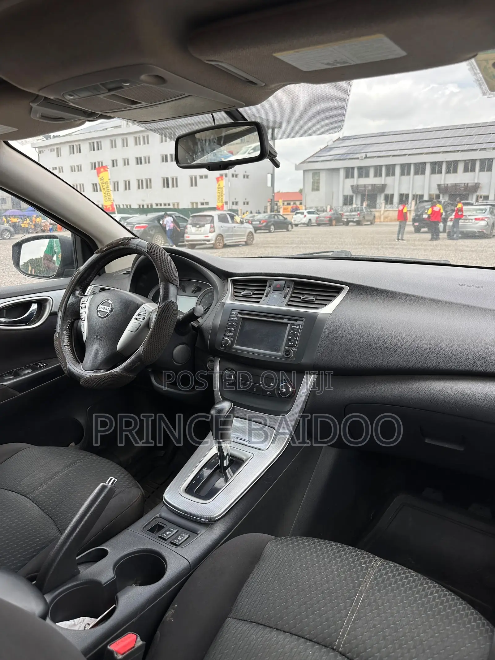 Nissan Sentra SR 4dr Sedan (1.8L 4cyl CVT) 2015 Black