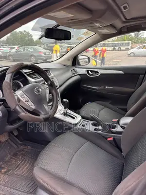 Nissan Sentra SR 4dr Sedan (1.8L 4cyl CVT) 2015 Black
