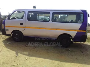 Nissan Caravan (Urvan) 2013 Grey