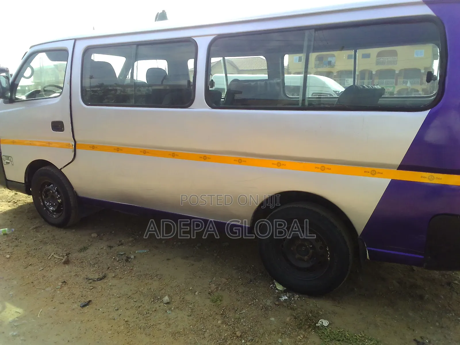 Nissan Caravan (Urvan) 2013 Grey