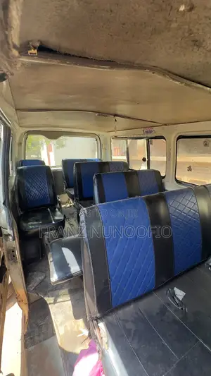 Toyota HiAce 2012 White
