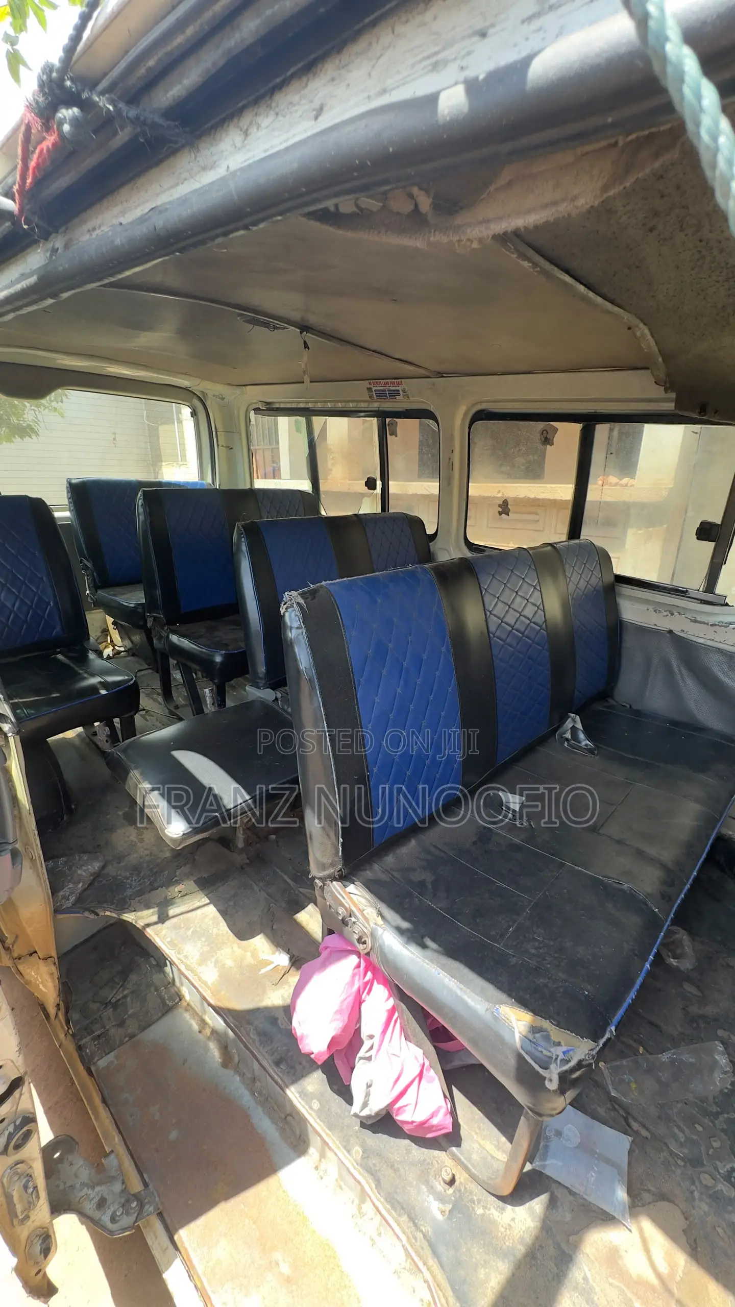Toyota HiAce 2012 White