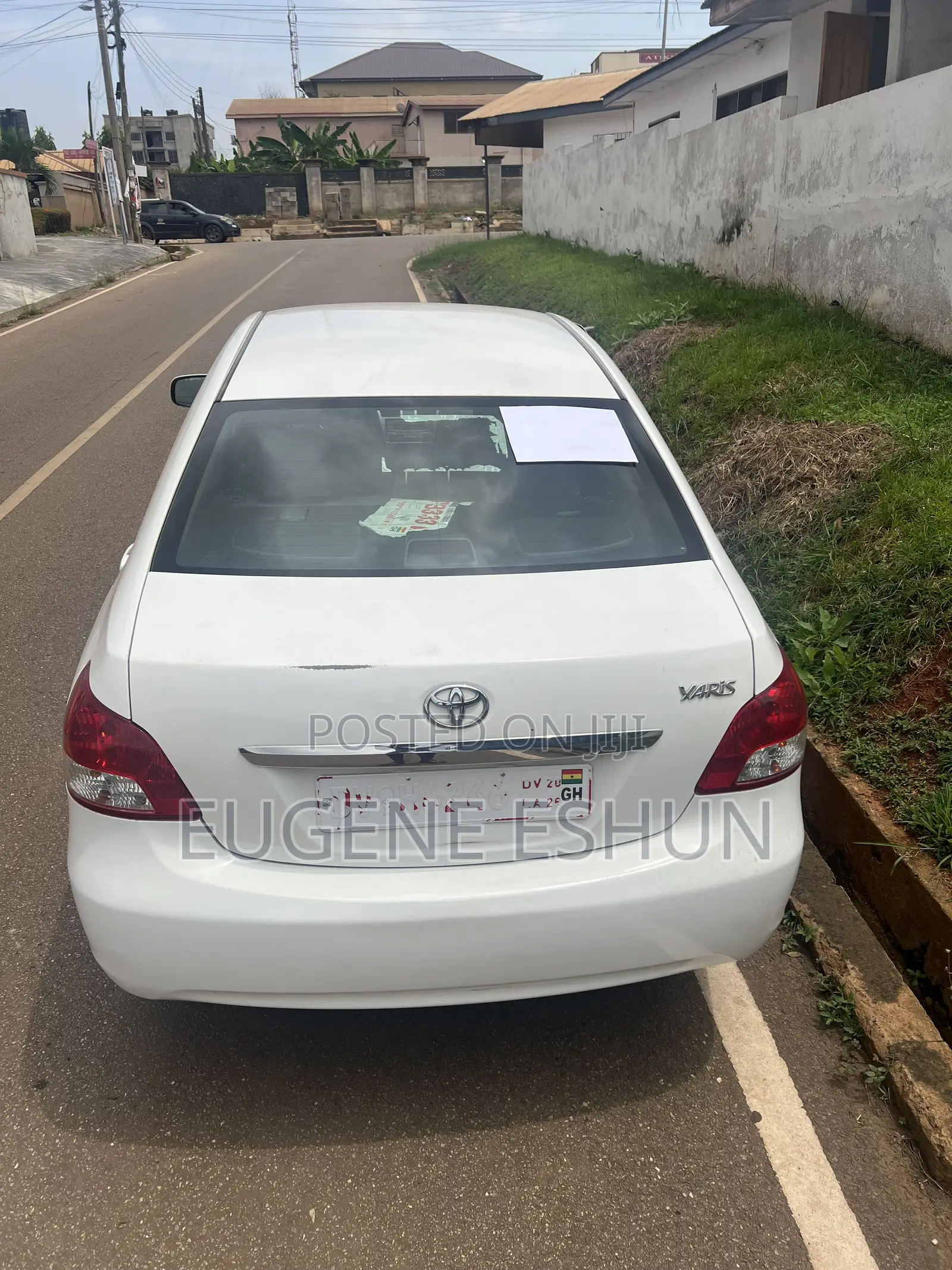 Toyota Yaris 2012 White