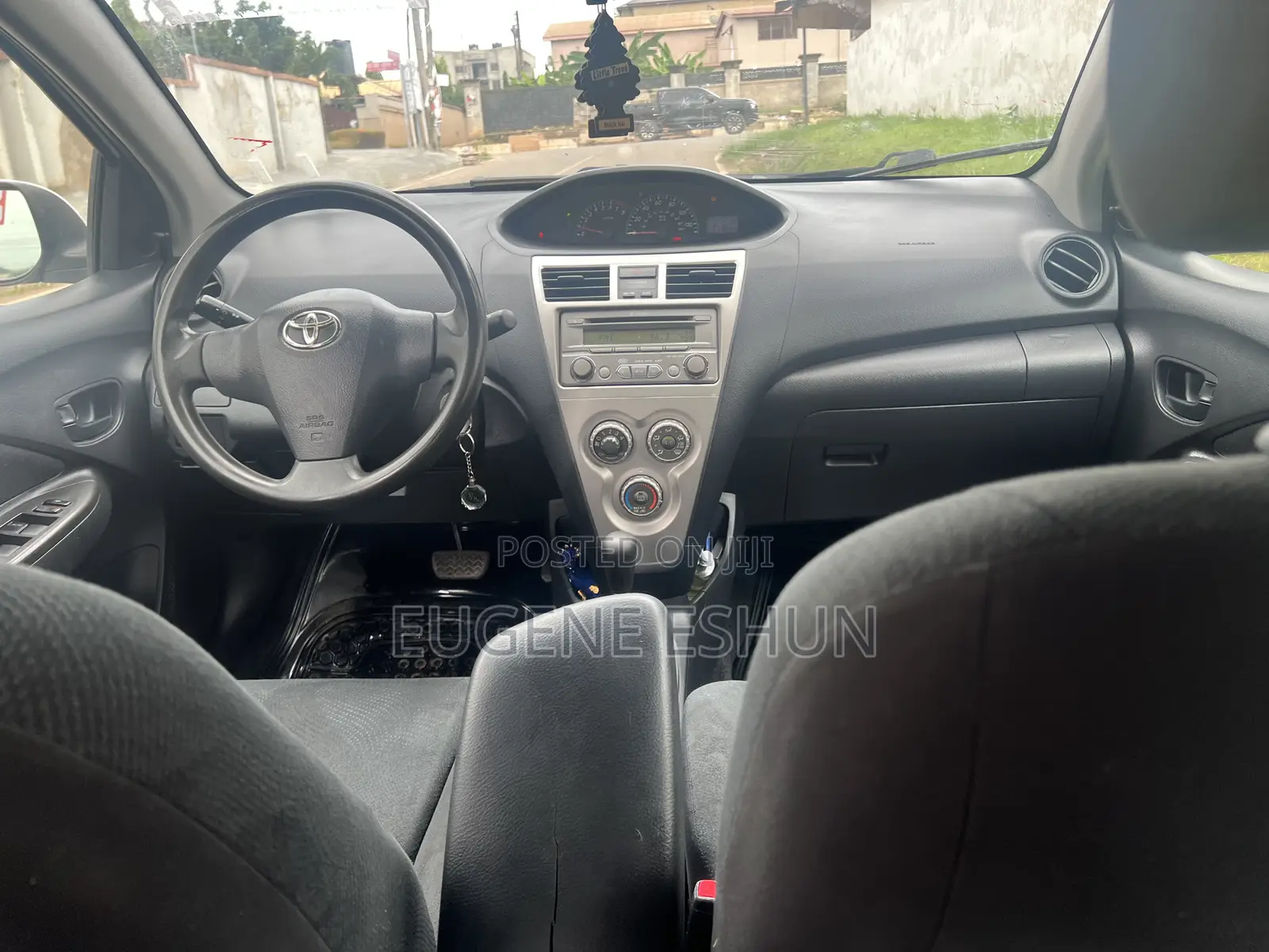 Toyota Yaris 2012 White
