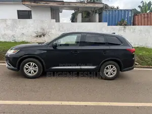 Mitsubishi Outlander 2016 Black