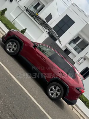 Toyota RAV4 2022 Red