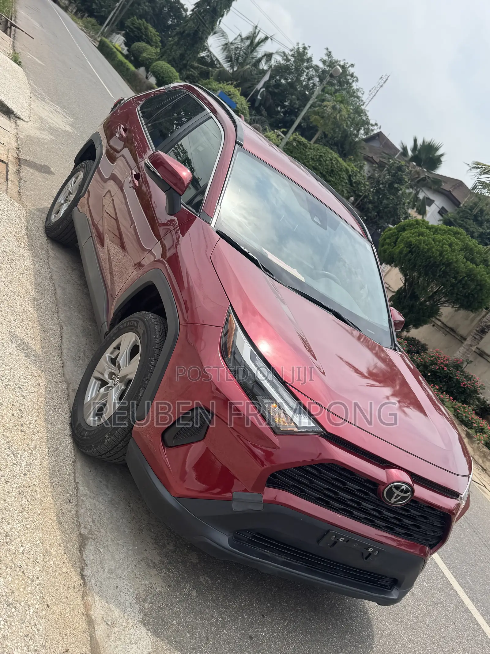 Toyota RAV4 2022 Red