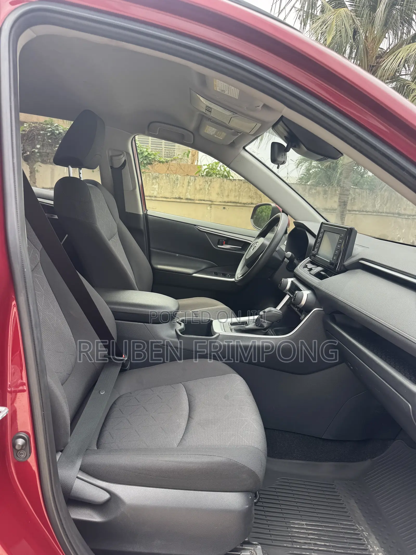 Toyota RAV4 2022 Red