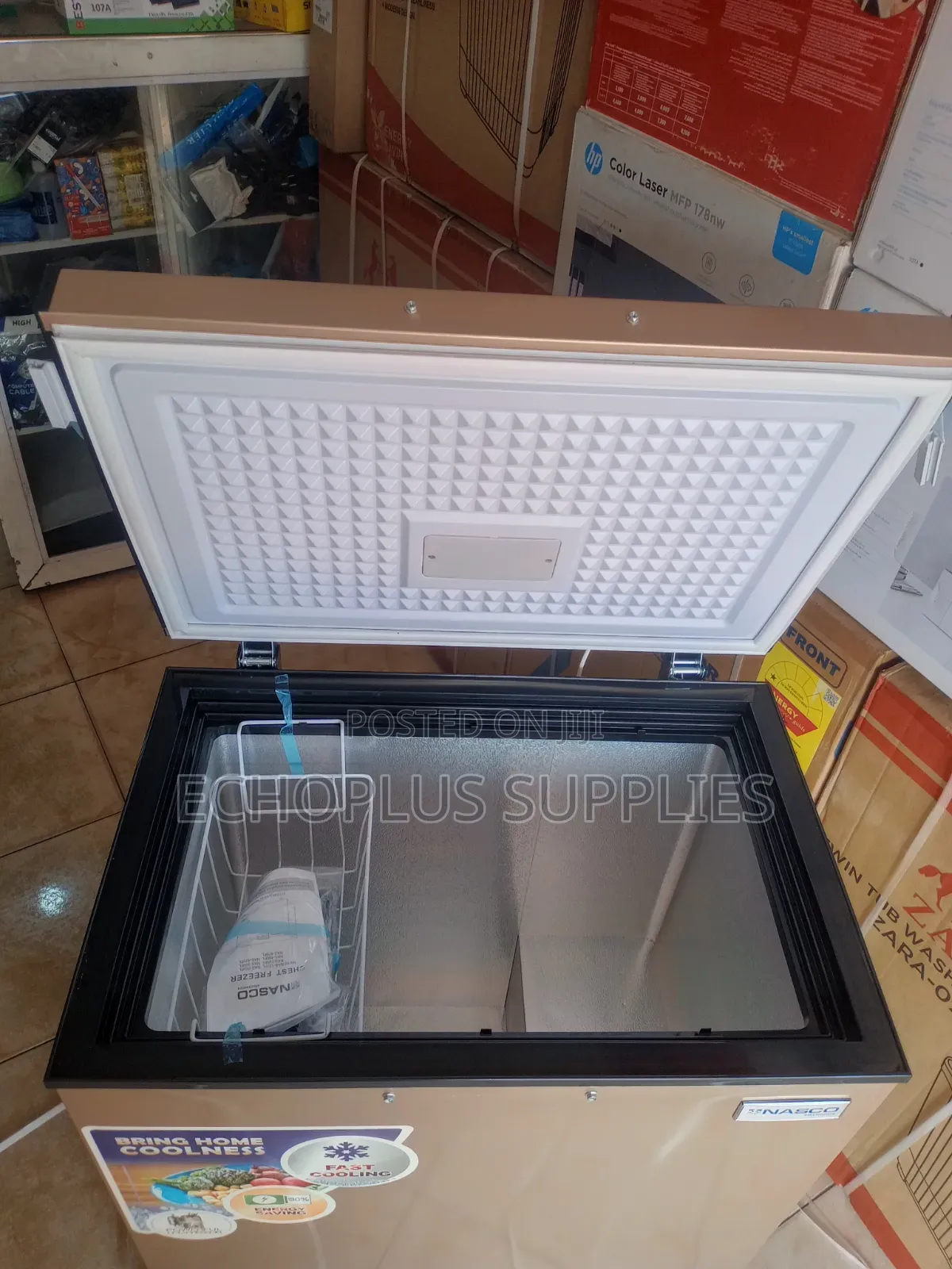 Nasco Chest Freezer/150 Liters