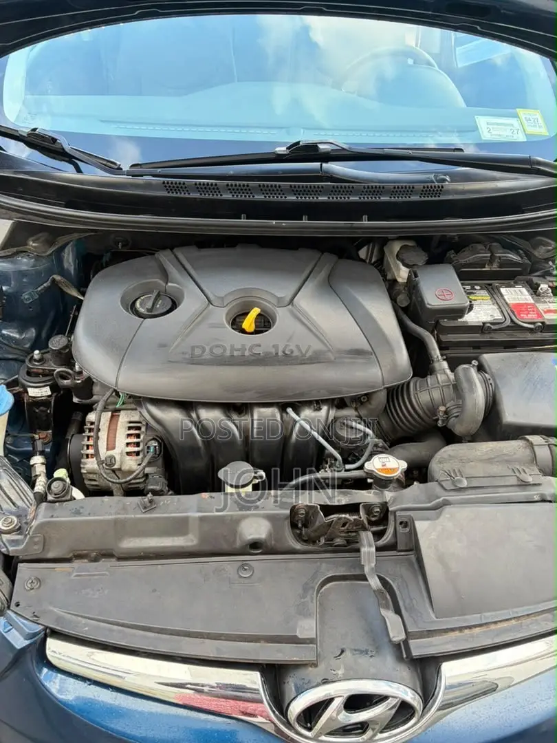 Hyundai Elantra SE Sedan FWD (1.8L 4cyl 6A) 2016 Blue