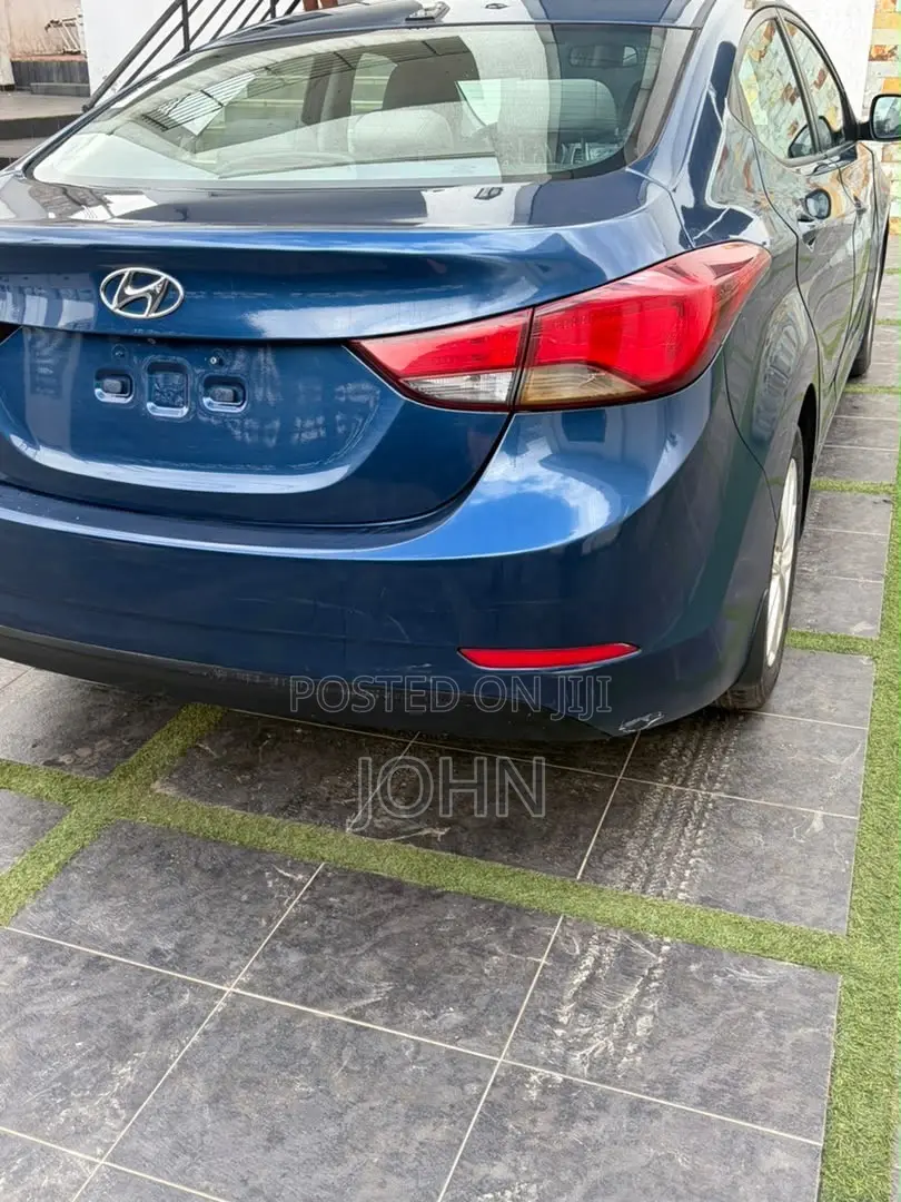 Hyundai Elantra SE Sedan FWD (1.8L 4cyl 6A) 2016 Blue