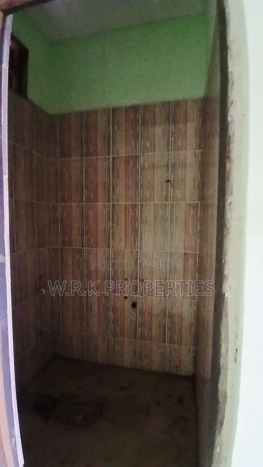 Shop for Rent at Koforidua