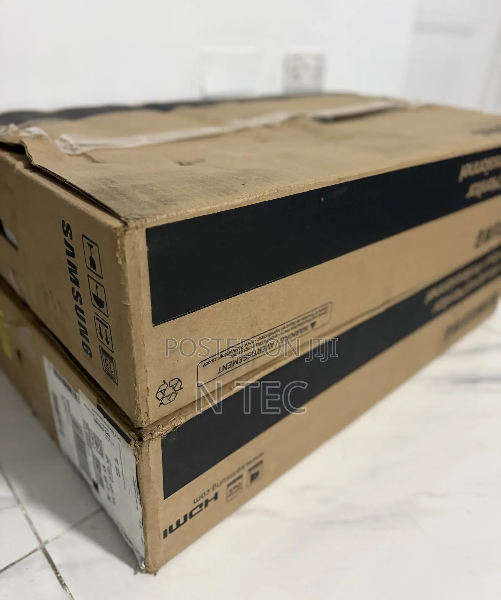 Samsung 32Inches 3840x2160 LED Monitor USB-C HDMI-DP 2xUSB 3.0