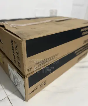 Samsung 32Inches 3840x2160 LED Monitor USB-C HDMI-DP 2xUSB 3.0
