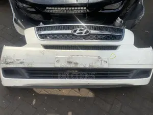 Hyundai H1 Front Cut