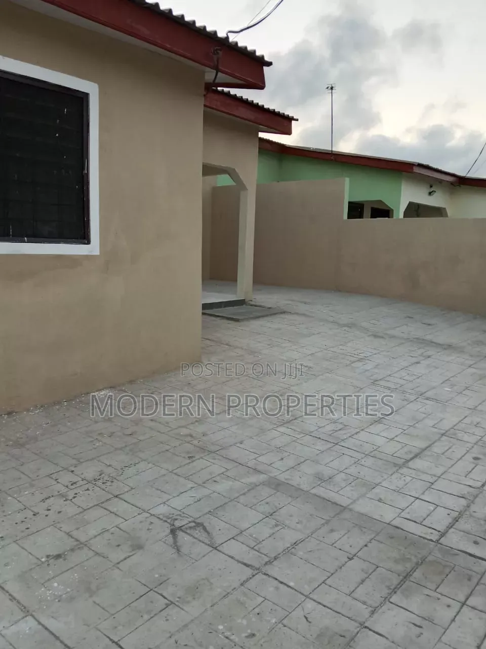 3bdrm House in Modern Properties, Manet Court for rent