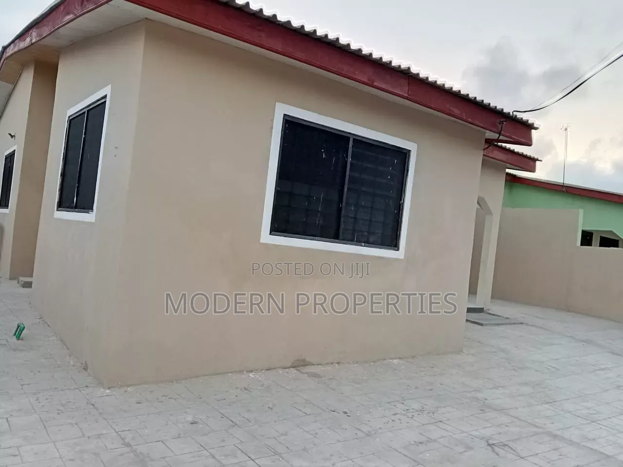 3bdrm House in Modern Properties, Manet Court for rent