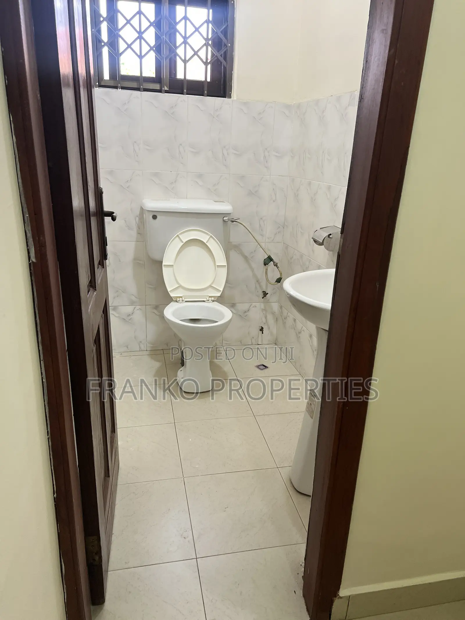 5bdrm House in Franko Properties, Ability for rent