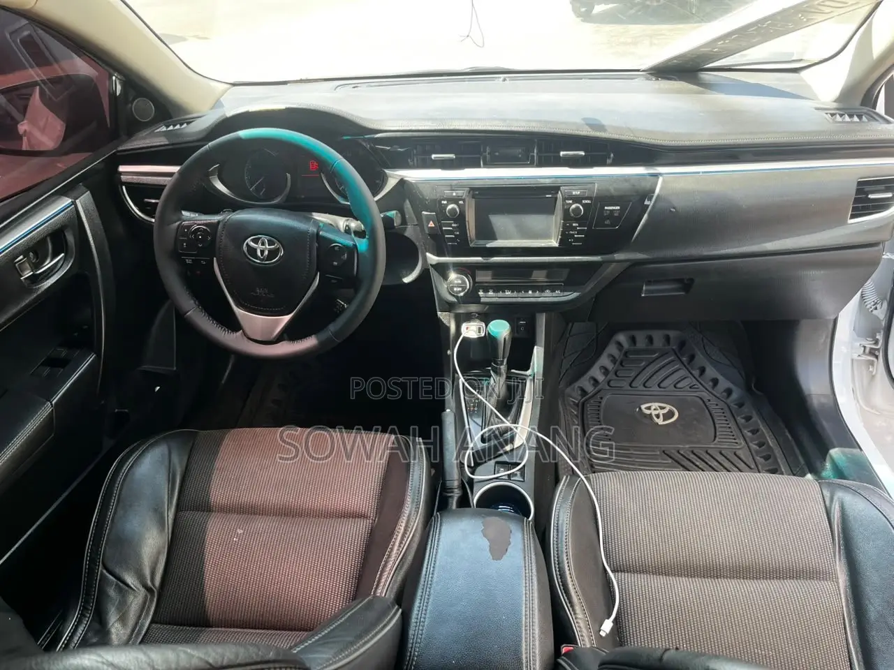 Toyota Corolla 2017 White
