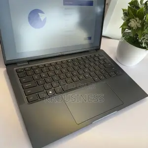 New Laptop Dell Latitude 7440 16GB Intel Core i5 SSD 512GB