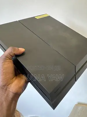 PS4 Standard With 2 Original Controllers