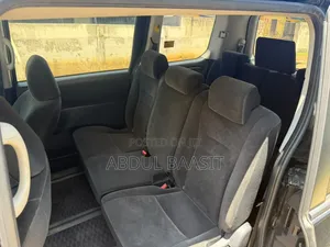 Toyota Voxy V 4WD 7-Seater 2013 Black