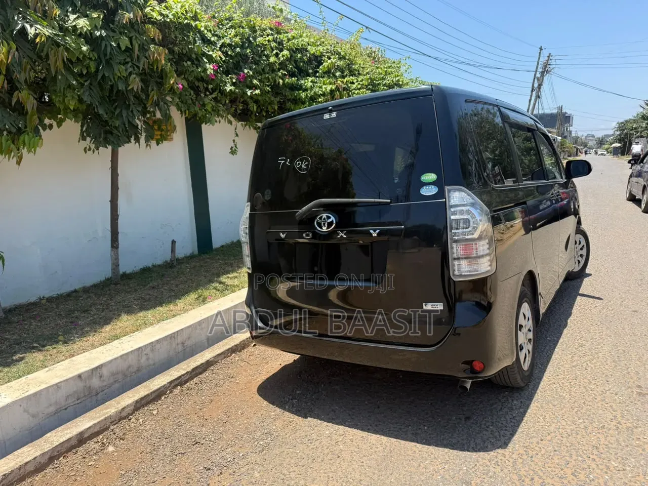 Toyota Voxy V 4WD 7-Seater 2013 Black