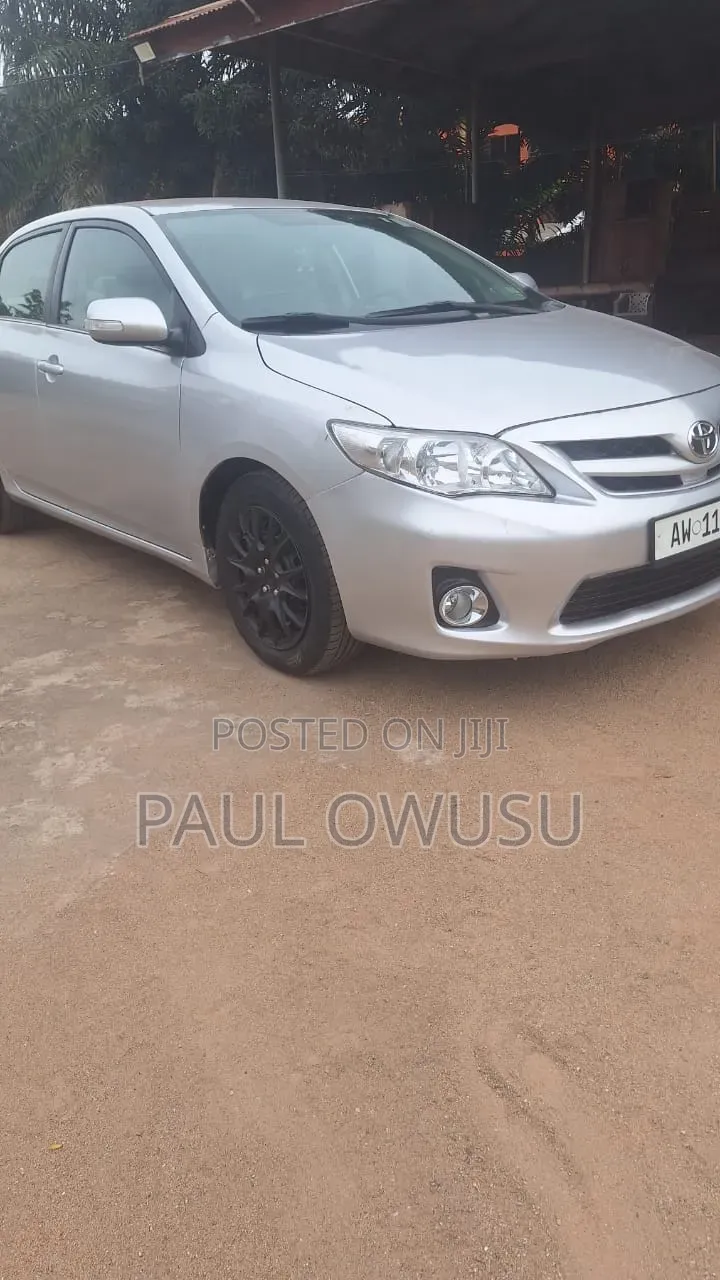 Toyota Corolla 2013 Silver