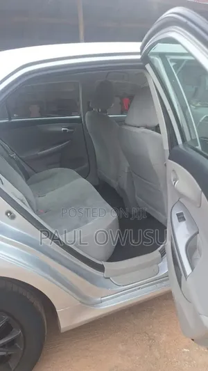 Toyota Corolla 2013 Silver