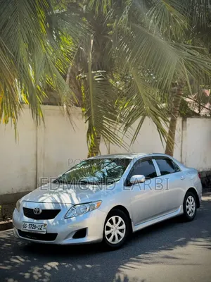 Toyota Corolla 2011 Silver