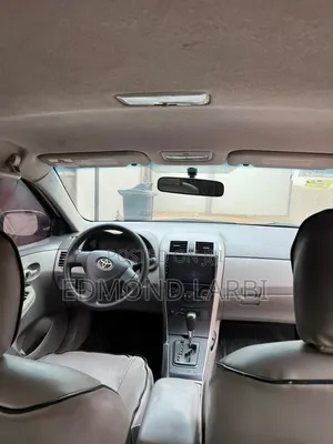 Toyota Corolla 2011 Silver