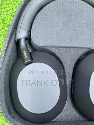 Sony Wh-1000xm5